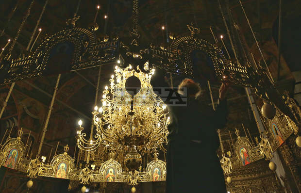 Стотици изпълниха Рилската Света обител за празника Отчовден, извършена беше и епископска хиротония на ректора на Софийската духовна семинария