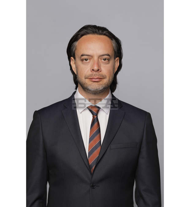 Законът за меценатството трябва да се пише наново, за да е работещ, смята кандидатът за депутат от ГЕРБ-СДС маестро Страцимир Павлов