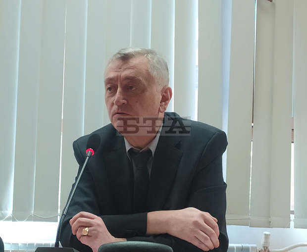 В класните стаи ще се върнат около 40 процента от малките ученици в Ямболска област