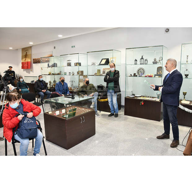 Историята на Монтана е представена в сборник за 130-годишнината от обявяването на селището за град