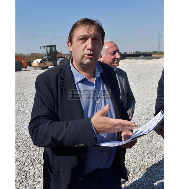 Държавата е осигурила 100 милиона лева за зимно почистване в страната за предстоящия сезон