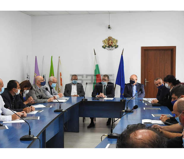 В МБАЛ - Търговище намаляват свободните легла в помещенията за лечение на пациенти, заразени с коронавирус