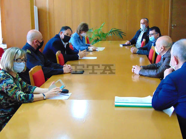 Разходките в шуменските паркове са разрешени при строго спазване на противоепидемичните мерки Разходките в шуменските паркове са разрешени при строго спазване на противоепидемичните мерки