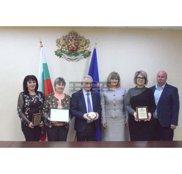 Награди на КНСБ и СБУ са получили изявени синдикалисти от Силистренско