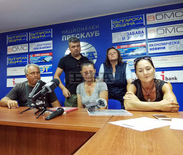 Протестите срещу умъртвяването на домашни прасета ще продължат според организаторите им в Сливенско