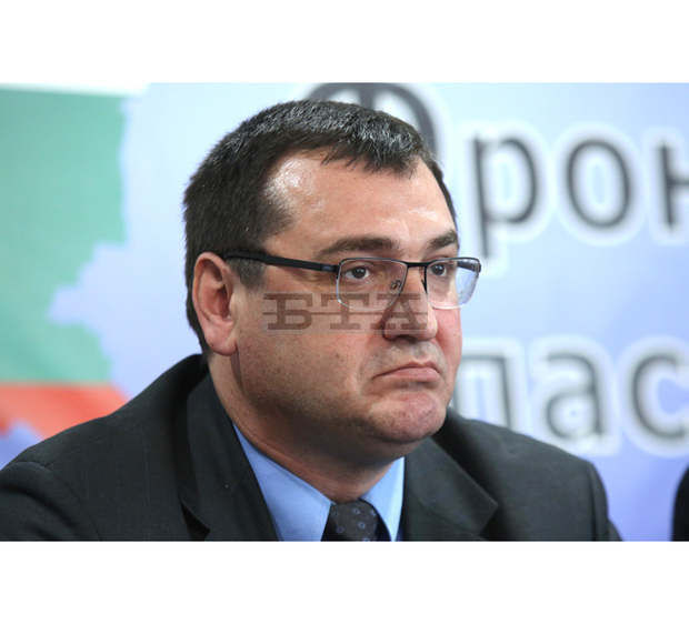 ВМРО-БНД и НФСБ издигнаха Славчо Атанасов като обща кандидатура за кмет на Пловдив ВМРО-БНД и НФСБ издигнаха Славчо Атанасов като обща кандидатура за кмет на Пловдив
