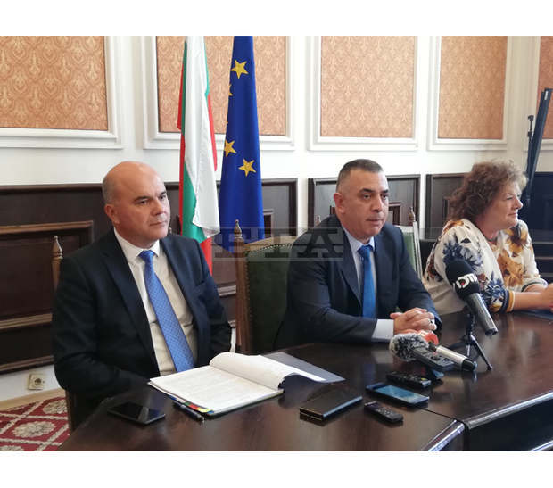 Очертава се дефицит на квалифицираникадри със средно образование Очертава се дефицит на квалифицираникадри със средно образование