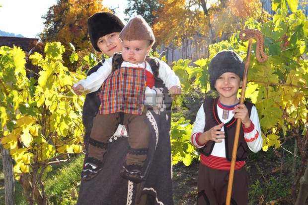 Обявиха победителите от конкурса "Аз раста патриот" в Смолян