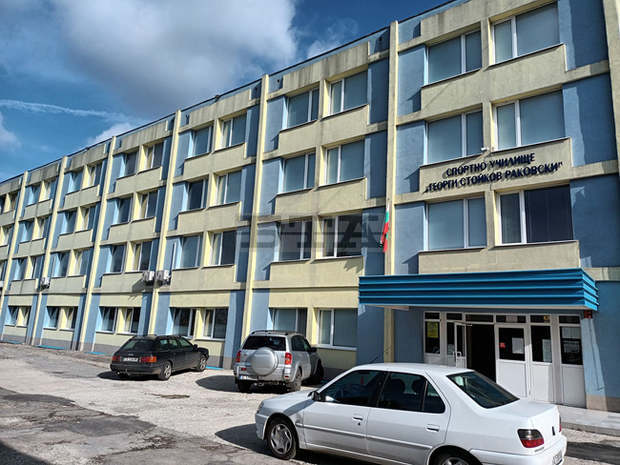 С инвестиция от близо 1 812 000 лева ще бъде подобрена енергийната ефективност в спортното училище в Добрич