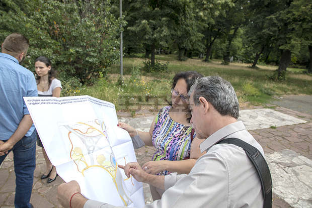 Галерия на открито подреждат в Станционната градина в Стара Загора