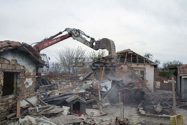 Близо 100 незаконни постройки в старозагорския квартал "Лозенец" ще бъдат премахнати