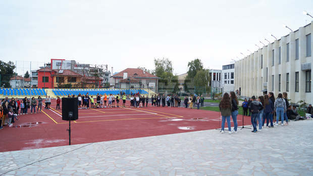 Обновената площадка за спорт и култура бе открита в Търговище