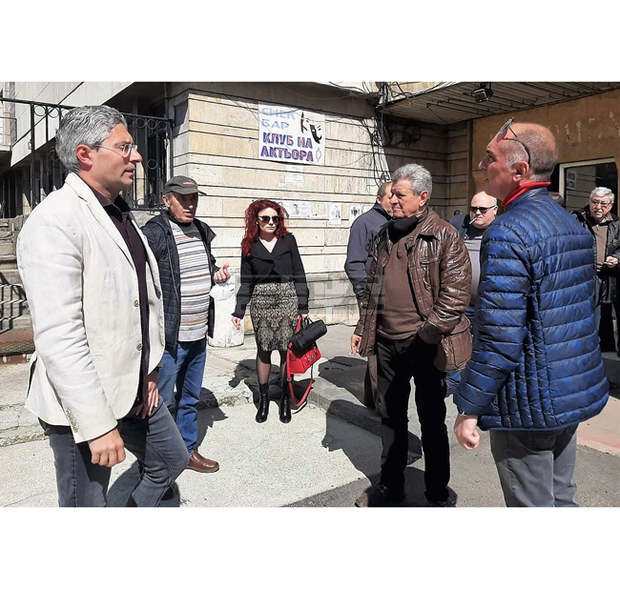 Програмата "България следващо поколение" единствена поставя културата редом с приоритета образование