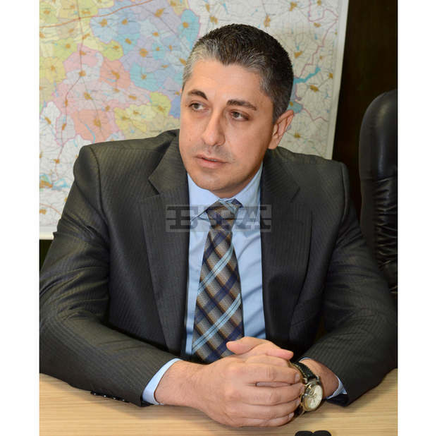 Полицията разследва взрив на автомобил в Стара Загора
