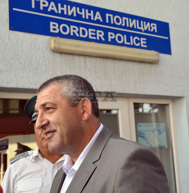 Очакванията са до седмица трафикът през ГКПП "Дунав мост"-2 да се нормализира.