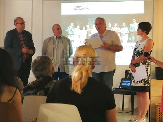 Фестивалът "Вълшебната завеса" получи годишната награда на ПРОКУЛТУРА