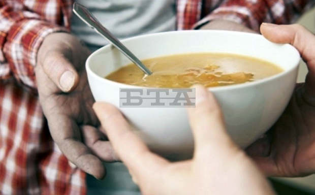 Община Тетевен ще предоставя топъл обяд на 170 души Община Тетевен ще предоставя топъл обяд на 170 души