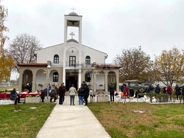 В пловдивското село Три водици бе осветен нов храм, чийто патрон е Св. Георги Победоносец