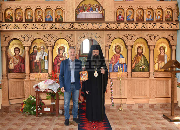 Видинският митрополит Даниил освети нов храм в монтанското село Трифоново Видинският митрополит Даниил освети нов храм в монтанското село Трифоново
