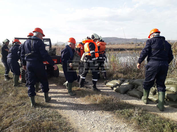 Сигнал за "опасно високи води" от язовир "Баховица" бе част от пожаро-тактическото учение