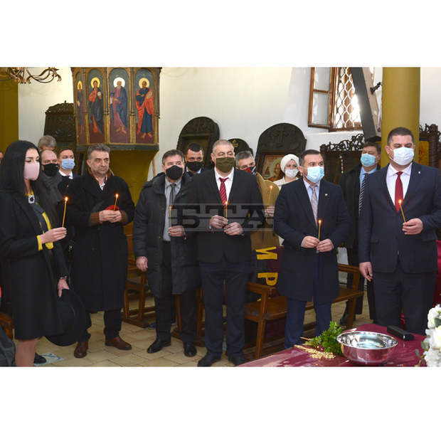 ВМРО - Варна стартира предизборната кампания с водосвет за здраве, успех и благоденствие