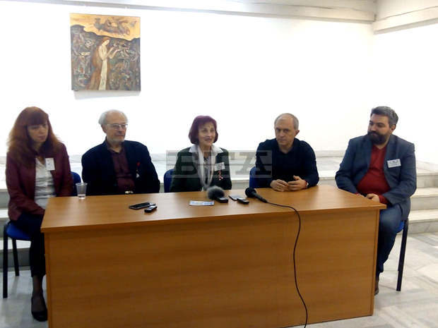Не е изчезнала обичта на младите хора към класическото музикално изкуство, смята проф.Йосиф Радионов Не е изчезнала обичта на младите хора към класическото музикално изкуство, смята проф.Йосиф Радионов