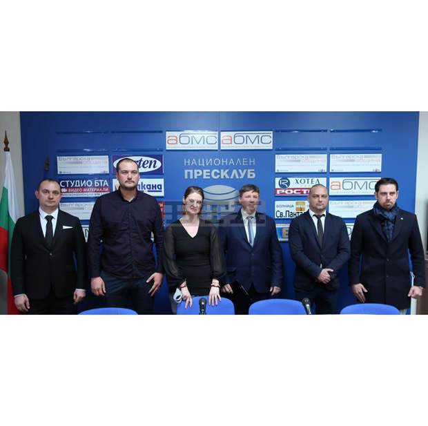 Ако ПП "Възраждане" получи представителство в парламента, една от първите ни задачи ще бъде децентрализация на управлението, заяви в Плевен водачът на листата