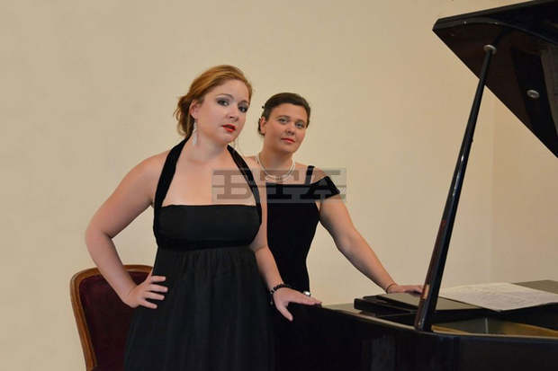 С класическа музика в Балчик "Пристига есента"