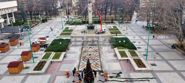 Коледната елха във Видин ще светне на Никулден