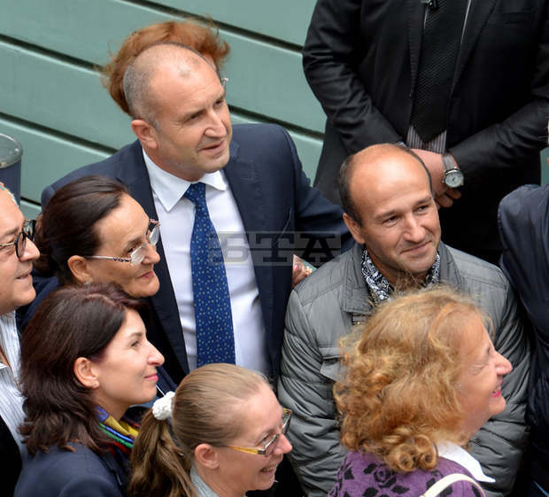 Резолюцията на европарламента за България развенча пропагандната реторика на управляващите, смята президентът