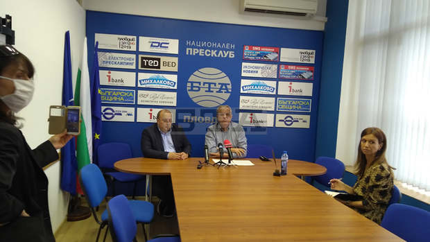 Според лидера на АБВ със сделката за самолетите F-16 премиерът си е платил такса спокойствие