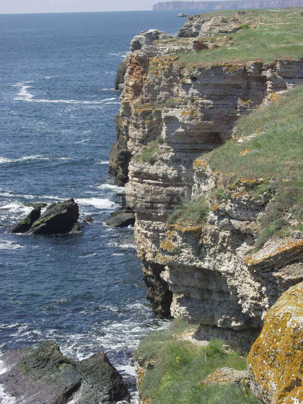 Местността Яйлата, край която заседна корабът Vera Su, очаква доброволци за почистване на района