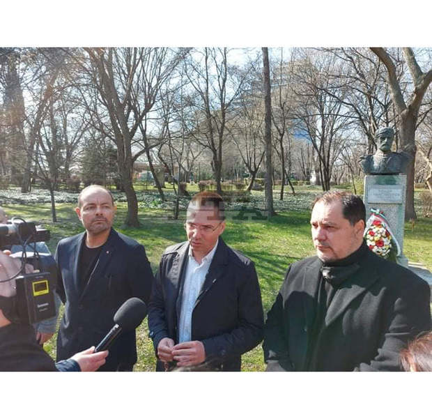 ВМРО предлага по 100 лв. допълнително за всеки българин за почивка в България