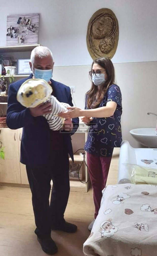 Изписано е първото бебе за 2022 година в Силистренската община