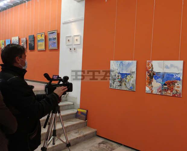 Международното биенале в Плевен показва тенденциите в изобразителното изкуство с 530 творби на 270 автори от 12 държави