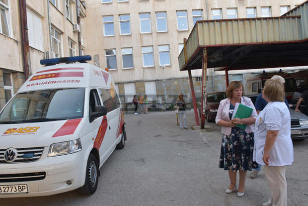 Ловешката болница е получила линейка, дарение от Ерфурт Ловешката болница е получила линейка, дарение от Ерфурт