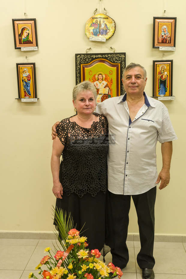 В Бургас ще бъде показана изложба на икони, изработени върху 120-годишно дърво