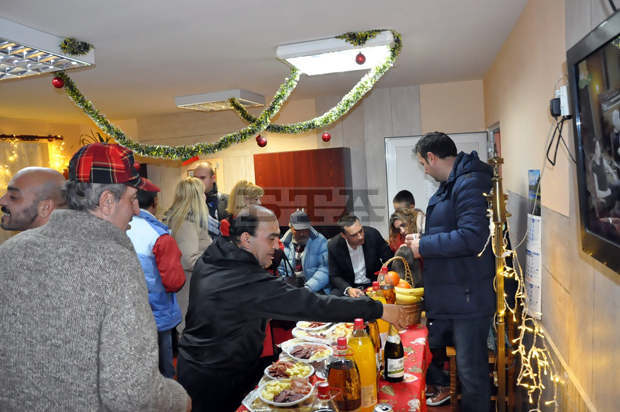 Приютът за бездомни в Бургас ще зарадва обитателите си с подаръци и новогодишна трапеза