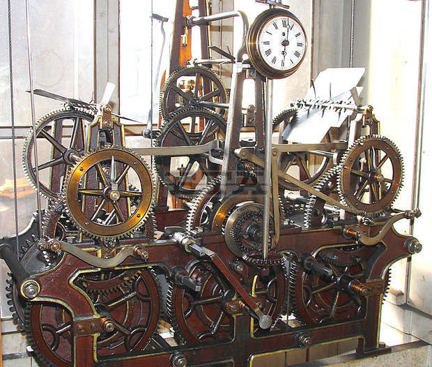 На Димитровден камбаните на катедралния часовник във Видин за 121-ва година ще възвестят празника