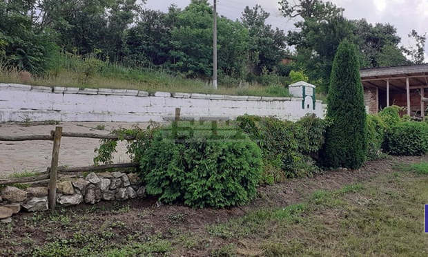 Ремонтирана е чешма от 1880 година в силистренското село Смилец Ремонтирана е чешма от 1880 година в силистренското село Смилец