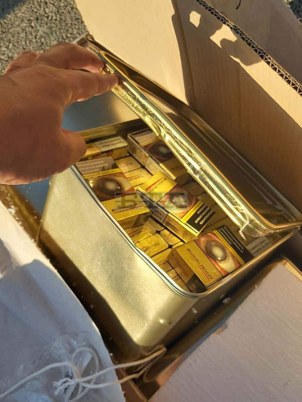 Митницата унищожи неистински бандероли и тютюневи изделия