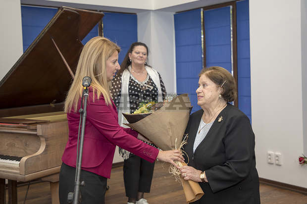 В Стара Загора отвори Културен център за даровити деца "Проф. Петър Жеков"