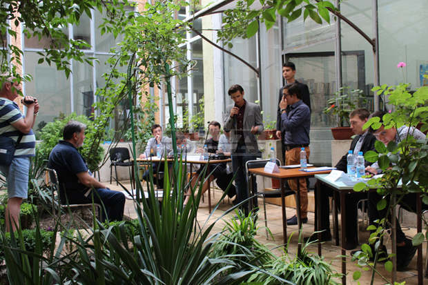 В Разград младежи дебатираха по темата за войната по пътищата