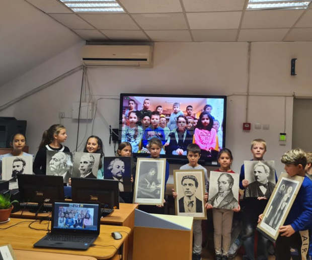 В Плевен ученици и деца от детски градини отбелязаха с онлайн прояви Деня на народните будители