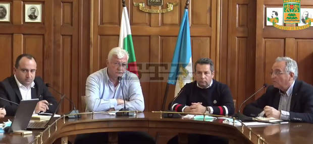 В Пловдив се създава набирателен фонд "Пловдив заедно срещу COVID-19" В Пловдив се създава набирателен фонд "Пловдив заедно срещу COVID-19"