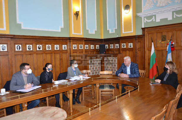 Кметът на Пловдив се срещна с наблюдатели на ОССЕ преди предстоящите избори