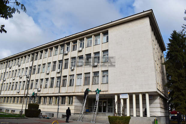 Променят облика на три обществени сгради в Разград с художествено осветление