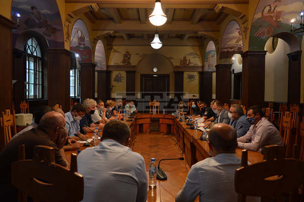 Започват проверки по всички търговски обекти, предприятия, цехове в Бургаско за спазване на противоепидемичните мерки