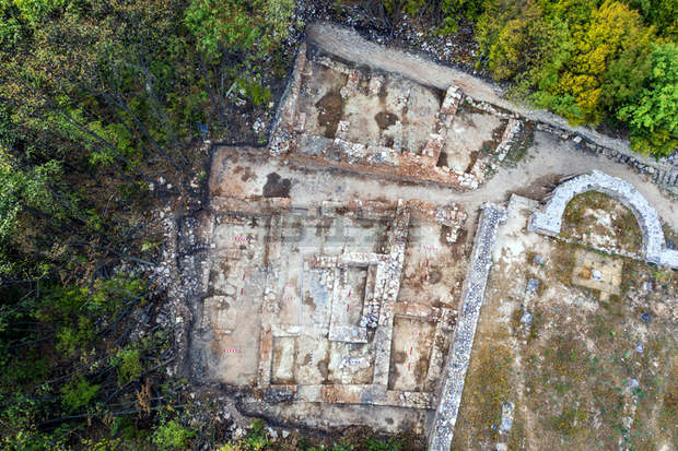 Останки на епископски дворец от V-ти век са разкрити край Търговище