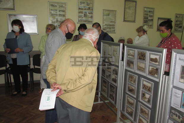 Първите пощенски марки за връщането на Южна Добруджа в пределите на България преди 80 години бяха показани тази вечер на изложба в Силистра